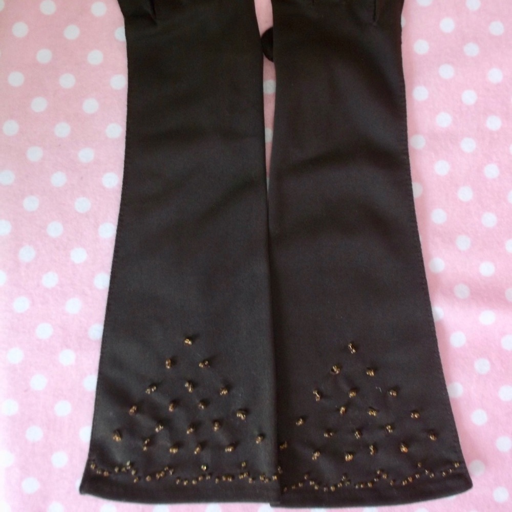 Vtg 1940’s “Saks Fifth Avenue” Brown beaded gloves - Picture 3 of 7